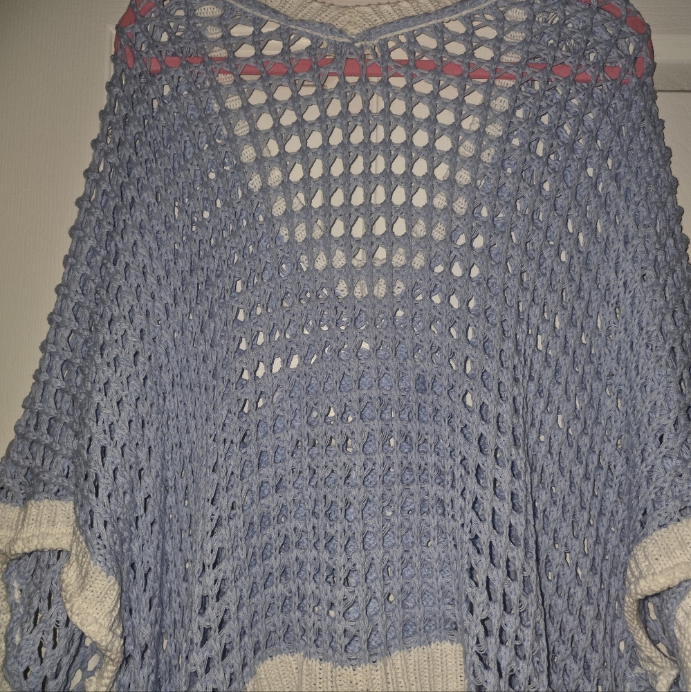 POL Blue And White Crotchet Crop Size L NWOTs - Picture 4 of 4